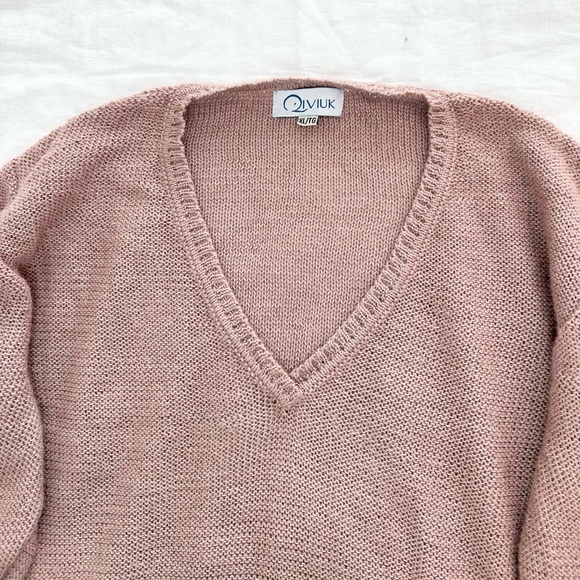 Canadian Classic Qiviuk V-Neck Sweater - Picture 6 of 11